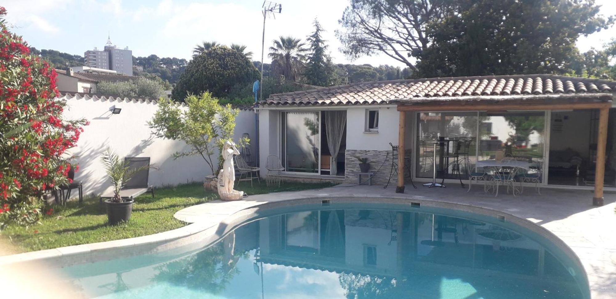 Logement Independant Au Calme Proche Toutes Commodites Et Transports Le Cannet Bagian luar foto